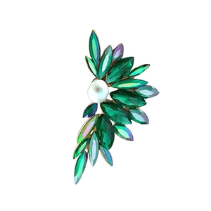 E4118 Orecchini a lobo con cristalli bianchi a forma di pianta, montatura a castone, gioielli romantici da donna per tutti i giorni - Product Image 1