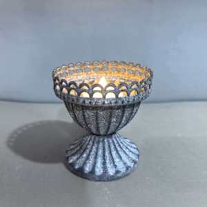 Portacandele Vintage in Ferro per Natale, Casa e Giardino, Rustico Fatto a Mano, Decorativo da Tavolo con Luce Romantica - Product Image 5