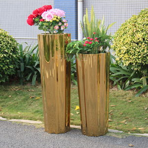 Jarrón de Acero Inoxidable con Acabado de Espejo, Moderno y Minimalista, para Interiores, Hotel, Florero Artificial, Diseño Circular - Product Image 4