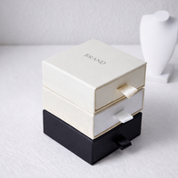 Boîte cadeau personnalisée pour montre |   Emballages de cadeaux de mariage haut de gamme, laminage mat, logo personnalisé, design de boîte rigide