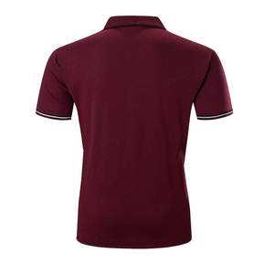 เสื้อโปโลผู้ชายแบบขายส่ง รุ่นใหม่ปี 2026 รับผลิตตามแบบ OEM พร้อมสกรีนโลโก้ เสื้อโปโลผ้าฝ้าย 100% เสื้อยืดโปโลผู้ชายแบบเรียบ ดีไซน์ล่าสุดปี 2026 - Product Image 2