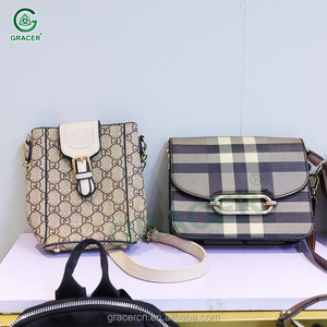 Premium Fashion Mixed Bags <span class=keywords><strong>Bulk</strong></span> Großhandel Enthält hochwertige Herren Damen Rucksäcke Direct Factory Clearance <span class=keywords><strong>Sale</strong></span> Gebrauchte Artikel - Product Image 3