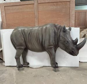 Estatua de Rinoceronte de Resina con Acabado de Bronce Artístico Realista, Resistente <span class=keywords><strong>al</strong></span> Agua y a los Rayos UV, Modelo para Decoración de <span class=keywords><strong>Entrada</strong></span> de Hotel <span class=keywords><strong>al</strong></span> Aire Libre - Product Image 4