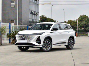 China Exporta el SUV Mediano Changan CS75PULS 2024 como un Auto Usado de Gasolina Económico - Product Image 2