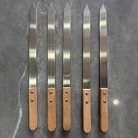 Brochettes plates en acier inoxydable de qualité alimentaire avec manche en bois naturel, réutilisables, pour kebab, barbecue et grillades de viande
