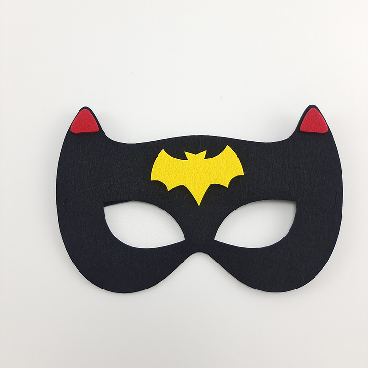送料無料 仮装マスク コスチューム コスプレ 変装 ベネチアンマスク アイマスク 仮面舞踏会 マスカレードマスク お面 レース ハロウィン パーティー イベント 小物 蝶 キツネ 花 大人用 セール マスカレードブラックレースマスクハーフフェイスホワイトアイマスク