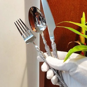 Ensemble de couverts en acier inoxydable, motif martelé, finition miroir poli, style européen, pour restaurant occidental, comprenant couteau à steak, fourchette et cuillère. - Product Image 6