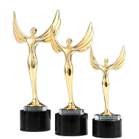 Trophée de cristal K9 personnalisé nouveau design avec gravure de nom pour les médailles et plaques de trophées