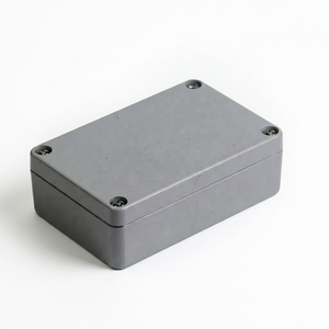 Boîtier de jonction en aluminium moulé sous pression, revêtu de peinture en poudre, avec dimensions sur mesure - Product Image 1