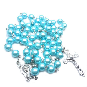 Classico <span class=keywords><strong>Rosario</strong></span> Cristiano con Perle Rosse, Croce e Scritture Sacre, Collana con Catena, Regalo Religioso Cattolico per Anniversario - Product Image 3