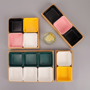 Juego de platos con compartimentos para refrigerios, con bandeja de madera y tazones coloridos para servir frutas, nueces y bocadillos. - Product Image 3