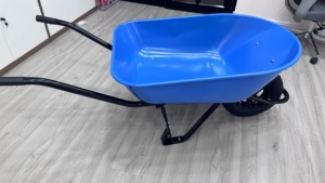 <span class=keywords><strong>Brouette</strong></span> commerciale prix d'usine en gros 200kg avec roue en plastique en métal en acier massif de fer 4.00-8 pour la construction de jardin - Product Image 2