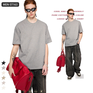 Camiseta de algodón de color sólido 260GSM para hombre, camiseta informal de verano con dobladillo, detalle enrollable, ropa de calle americana holgada para Adolescentes (OEM/ODM) - Product Image 2