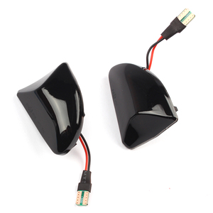 Clignotants latéraux avant à LED séquentiels ADT, feux de position latéraux à LED, lampes LED fumées à défilement avant pour A451 C451 W451 Ambre - Product Image 3
