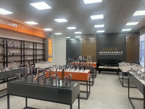 Латунный корпус, цинковая ручка, гибкий резиновый силиконовый шланг, черный смеситель для раковины, смеситель с одной ручкой, одиночный смеситель для холодной воды, раковина - Product Image 6