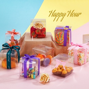 Clear Plastic PET Favor Boxes single macaron candy packaging boxes in size 2x2x2 inch for Wedding,Party,Baby Shower
