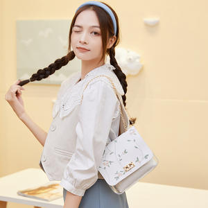 Sac à main décontracté en PU avec broderie antique, couleur assortie, fermeture transparente mère-enfant, petit sac carré à chaîne - Product Image 4