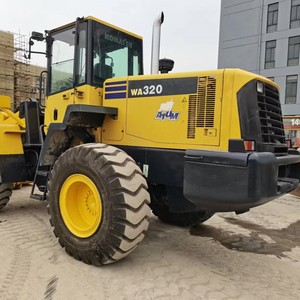 Chargeuse Komatsu WA320 d'occasion, faible nombre d'heures, peinture d'origine, bien entretenue, moteur puissant, performances stables, durable, économique - Product Image 6