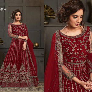 เสื้อคลุมผ้าปักลายสำหรับงานปาร์ตี้สำหรับสุภาพสตรีสไตล์ Anarkali - Product Image 1