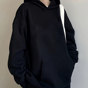 เสื้อฮู้ดพิมพ์ลายมหาวิทยาลัย ซีรีส์ฤดูหนาว 2025 สไตล์ลำลองแนวสตรีท ลายเส้นคู่ พิมพ์ซิลค์สกรีน ลายพื้นเรียบ - Product Image 2