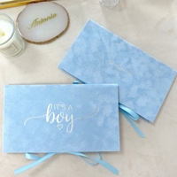 Luxuriöser Babyblauer Samt-Umschlagbeutel für Babyparty und Geburtstagsfeier mit Silberfolie-Schriftzug und Satinband, Individueller Druck