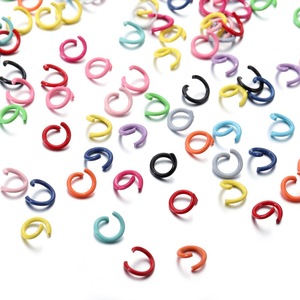 Anneaux ouverts en fer peint coloré pour la fabrication de bracelets, matériaux de bricolage, anneaux de connexion, petites fournitures de bijouterie - Product Image 1