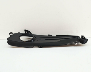 51117452230, el lado derecho del marco antiniebla es adecuado para el <span class=keywords><strong>BMW</strong></span> <span class=keywords><strong>Serie</strong></span> <span class=keywords><strong>2</strong></span> F22 LCI. - Product Image 1