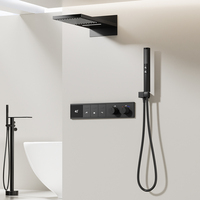 Ensemble de douche carré noir encastré intelligent à température constante avec affichage numérique LED, design moderne et de haute qualité