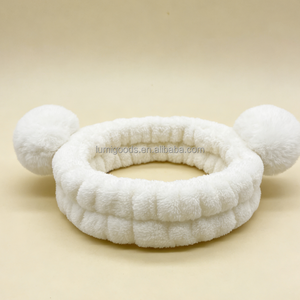 Bandeau de yoga et de fitness blanc personnalisé avec logo pour femmes et filles, en flanelle douce et polaire corail, réglable, pour le maquillage et le lavage du visage, idéal pour les soins de la peau - Product Image 3