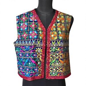 Chaqueta de Poliéster Bordada a Mano Estilo Kutchi, Multicolor, con Aplicaciones de Espejo, Prenda Tradicional de Primavera/Otoño para Mujer - Product Image 2