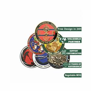Moneda de desafío de la Dama de la Justicia de metal personalizada con bandera italiana de la Marina India, con bandeja de exhibición para envío rápido - Product Image 1