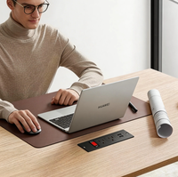 Multiprise de bureau encastrable US avec interrupteur, 2 prises, ports USB-A et USB-C, en PC ignifuge, garantie 3 ans, pour établi