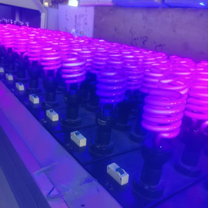 Moderna Lámpara Antimosquitos LED Blanca Recargable con Energía Solar, Trampa para Insectos para Estanques de Peces y Jardines, con Clasificación IP65 y Cuerpo de ABS - Product Image 2