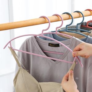 Нескользящая вешалка для одежды, пластиковая вешалка для взрослых и детей, широкая плечевая полукруглая вешалка для одежды - Product Image 3