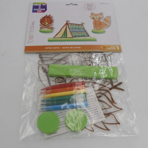 Kit artistico rimpicciolimento fai da te che crea ciondoli e tag No Mess Art, attività creativa fai da te, fogli di pellicola per gioielli fai da te per bambini - Product Image 6