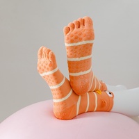 Chaussettes de yoga à cinq doigts, nouveau style printemps-été, chaussettes courtes pour femmes, motif poisson-clown, antidérapantes en silicone, chaussettes de sport à orteils