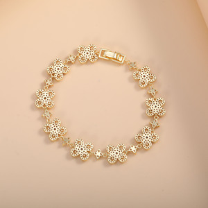 Floral Four Leaf <b>Clover</b> <b>Bracelet</b> Micro Set Zircon Elegant Design For Women Party Jewelry - Product Image 4