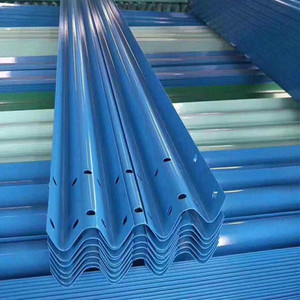 Nhà sản xuất kim loại bảo vệ đường cao tốc 2.5-4mm Độ dày mạ kẽm + sơn tĩnh điện xử lý bề mặt aashto M180 tiêu chuẩn cho - Product Image 2