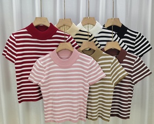 Top Corto a Maglia con Collo Alto, Abbigliamento Femminile, Maglietta a Maniche Corte Bestseller - Product Image 4