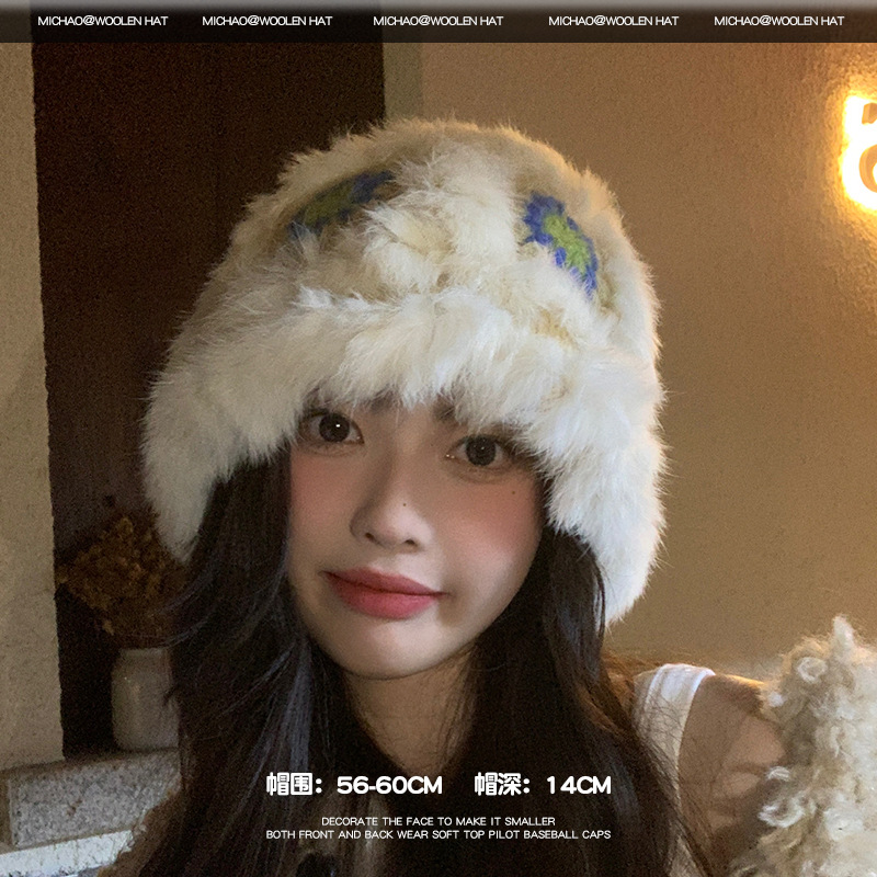 สีเบจ [ภาพหลัก]]