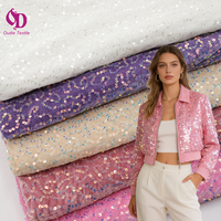 Tissu en velours brodé de paillettes multicolores brillantes de 3 mm, idéal pour la confection de vêtements de printemps et d'automne (vente en gros)