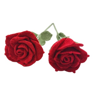 Fiori di Rosa Artificiali in Lana Lavorati a Mano all'Uncinetto per Cani, Lavabili, per Laurea, Ringraziamento, Halloween, Natale, <span class=keywords><strong>San</strong></span> <span class=keywords><strong>Valentino</strong></span> - Produzione di Fabbrica - Product Image 3