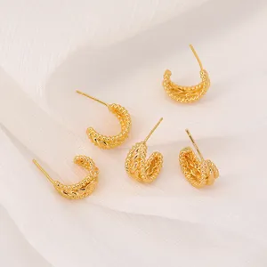 Zhongxing nouvelles boucles d'oreilles en laiton plaqué or véritable, petite forme de torsion, boucles d'oreilles tendance, vente en gros