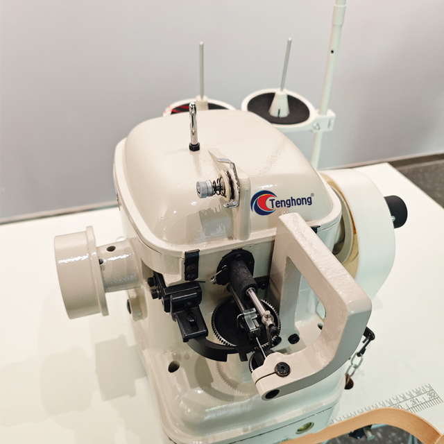 Industrial Flat-Bed Lock Stitch Sewing Machine with Single Needle and Motor 0-8mm Max Sewing Thickness 2850spm New