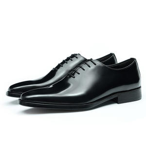 Chaussures Homme Rétro Décontractées en Cuir Véritable Sculpté Style Brique, Respirantes et Légères, en Cuir de Vachette Commercial, Vente en Gros - Product Image 1