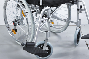 Silla de Ruedas Resistente para Discapacitados, Silla de Ruedas <span class=keywords><strong>Manual</strong></span> de Aluminio con Respaldo Reclinable para Hospital, Silla de Ruedas de Aluminio - Product Image 4