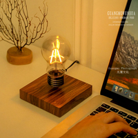 Lámpara LED de Mesa de Diseño Moderno con Bombilla Levitante Magnética Flotante, Luz de Noche, Regalo de Navidad y Decoración para el Hogar
