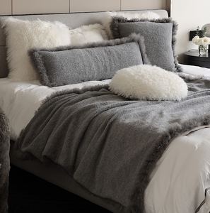 Coussin en <span class=keywords><strong>laine</strong></span> douce et courte <span class=keywords><strong>de</strong></span> Style luxueux, coussin en coquille avec bordures en fourrure mongole, coussin en <span class=keywords><strong>laine</strong></span> d'agneau <span class=keywords><strong>Lama</strong></span> - Product Image 3