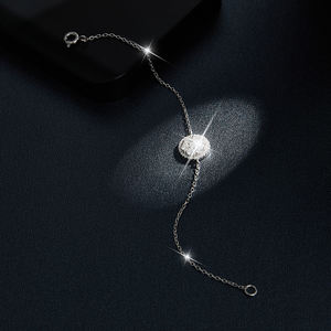 Bracelet tennis pour femme en moissanite VVS cultivée en laboratoire, 1 carat (6,5 mm), rond, serti de pierres, avec initiale, style classique, bijoux chrétiens, bracelets - Product Image 3