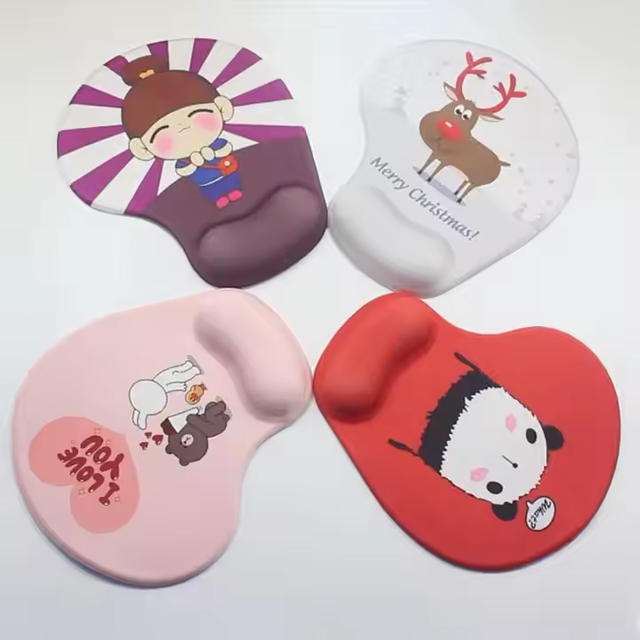 Handmade Customized Anime Cartoon Wrist Rest Support 3D Printed Round Mouse Pad for Office Use with Non Slip